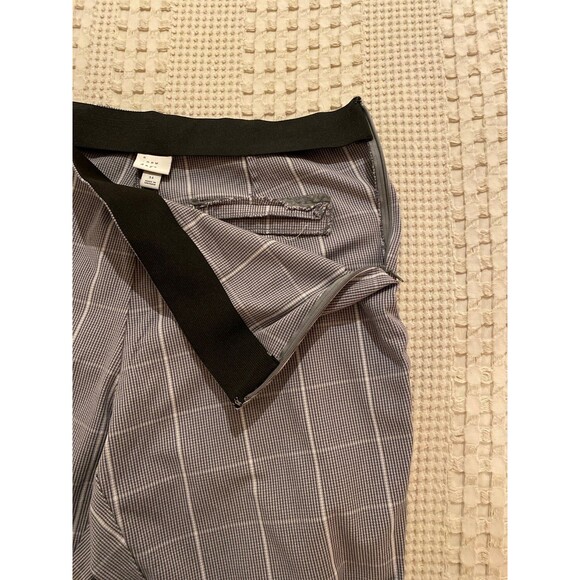 A New Day Pants Size 14 Cropped Black & White Striped Side Zipper Elastic Waist - Picture 4 of 12